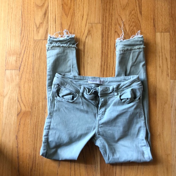 Zara Basic Green Double Raw Hem high  rise Jeans - Picture 4 of 8